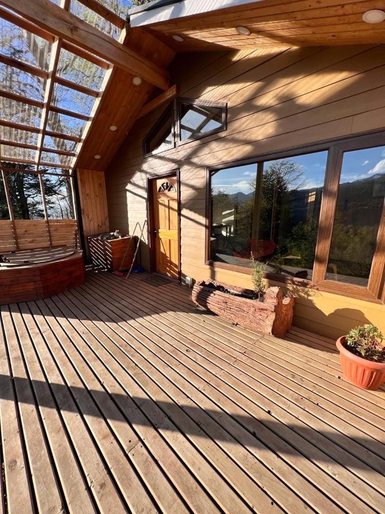 Altos Del Sollipulli Chalet *